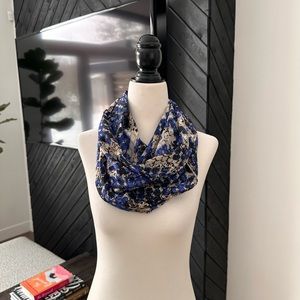Infinite scarf made in CANADA
